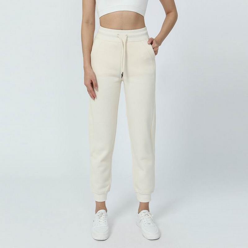 Lululemon Women's Pants 858